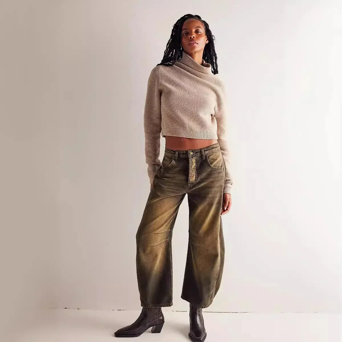 Loose Mid-Waist Jeans