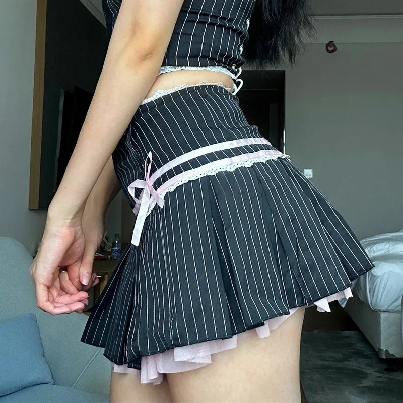 High-waisted patchwork lace skirt