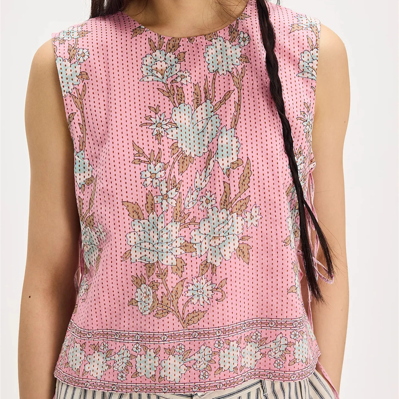 Tie Front Low V Neck Crop Tank Top