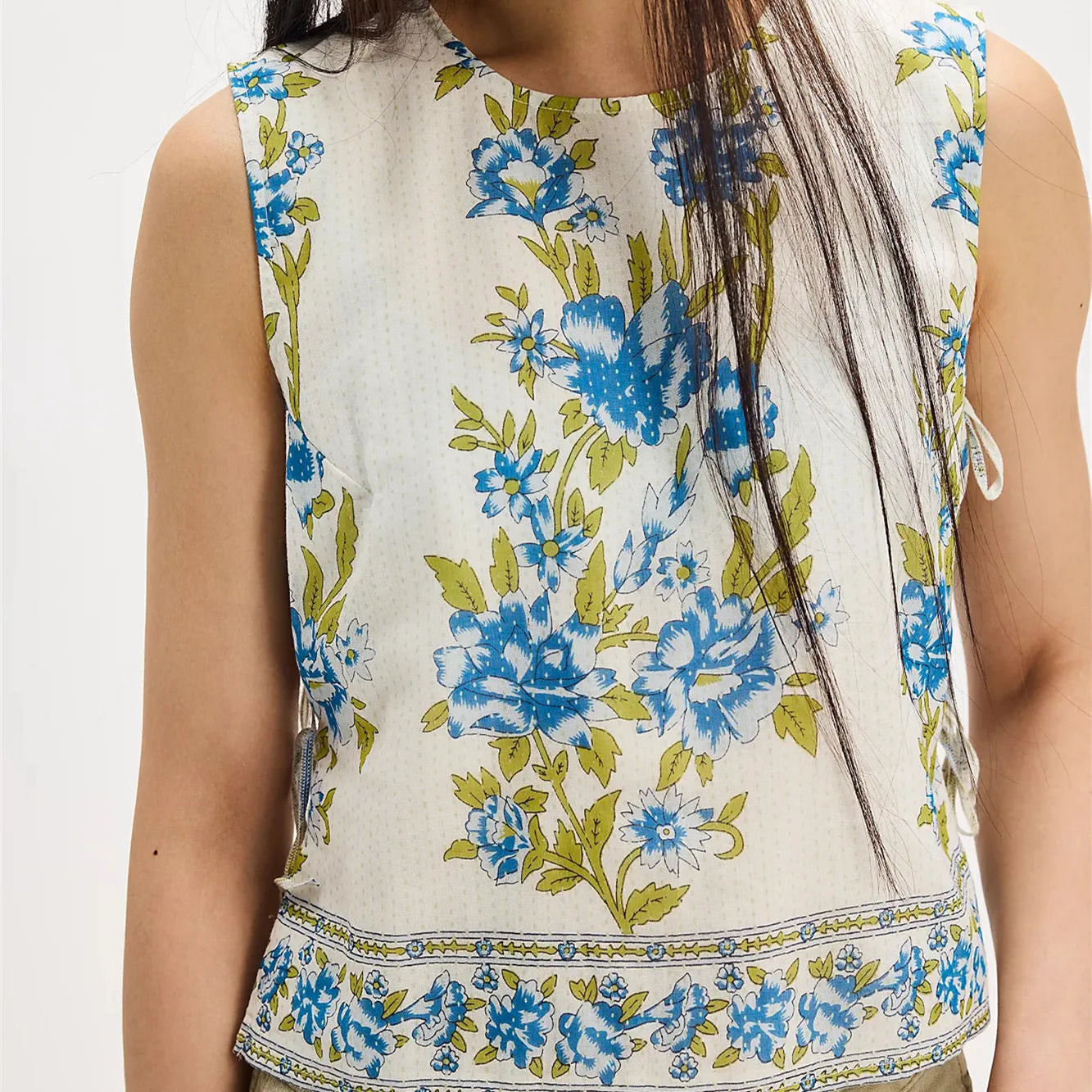 Tie Front Low V Neck Crop Tank Top